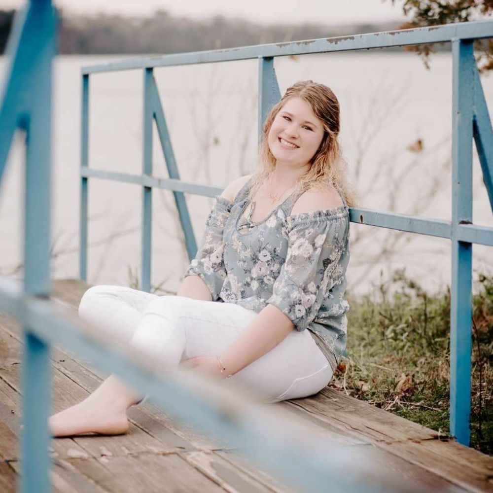 Meet your Posher, Alyssa